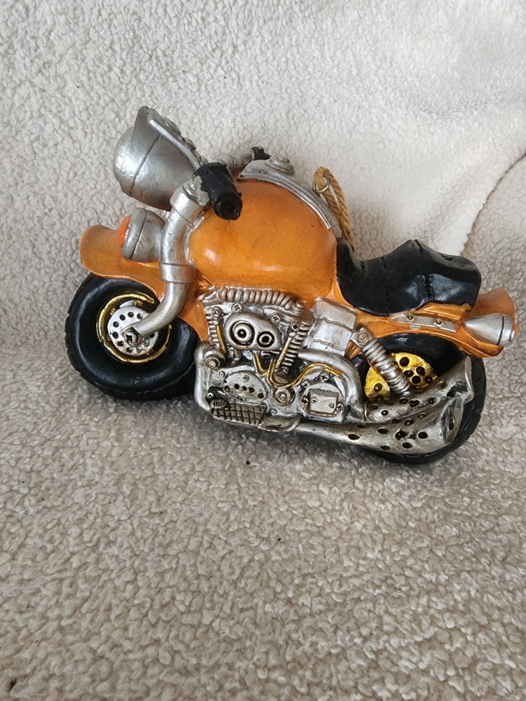 Motorcycle Birdhouse