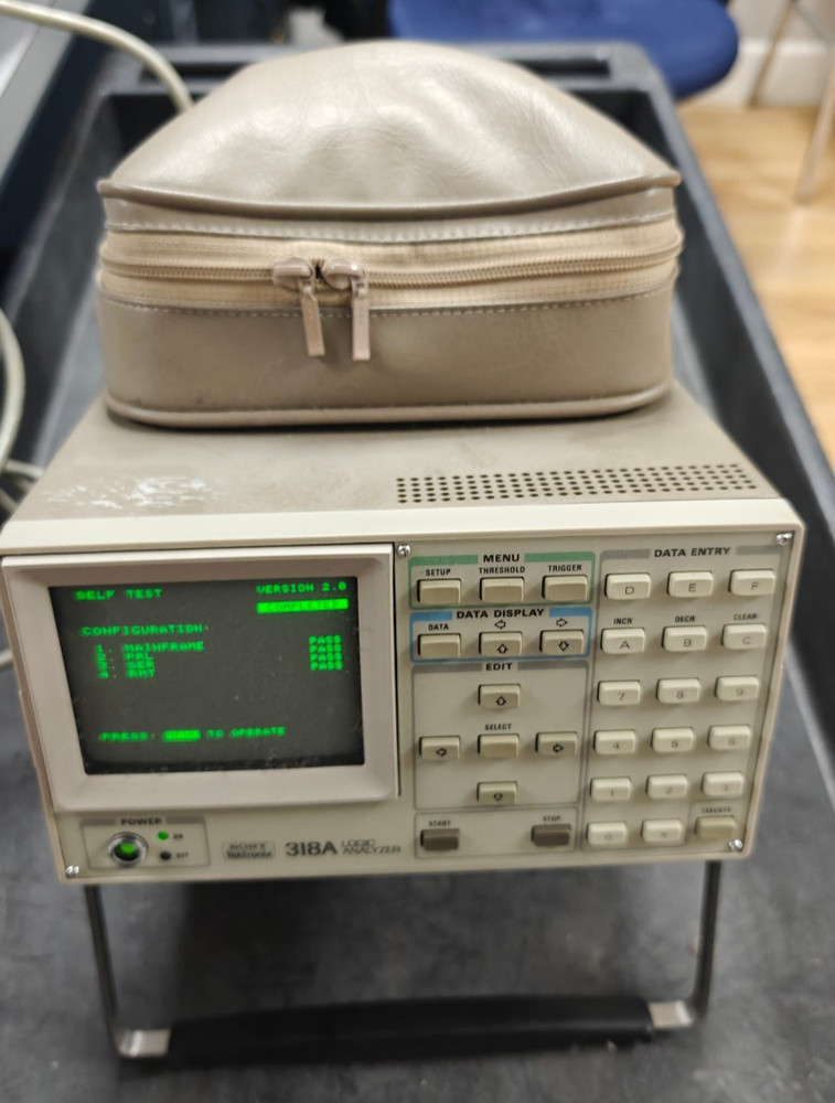 Sony Tektronix 318A Logic Analyzer