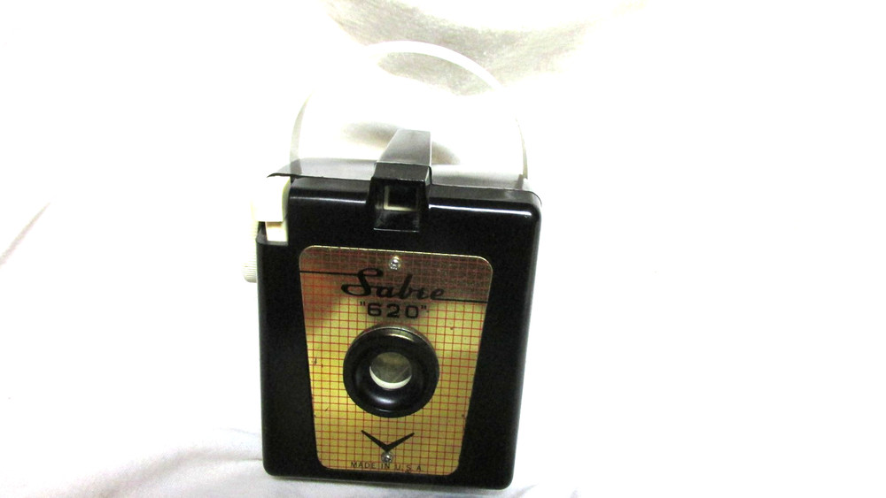 VINTAGE 1950s SABRE 620 CAMERA