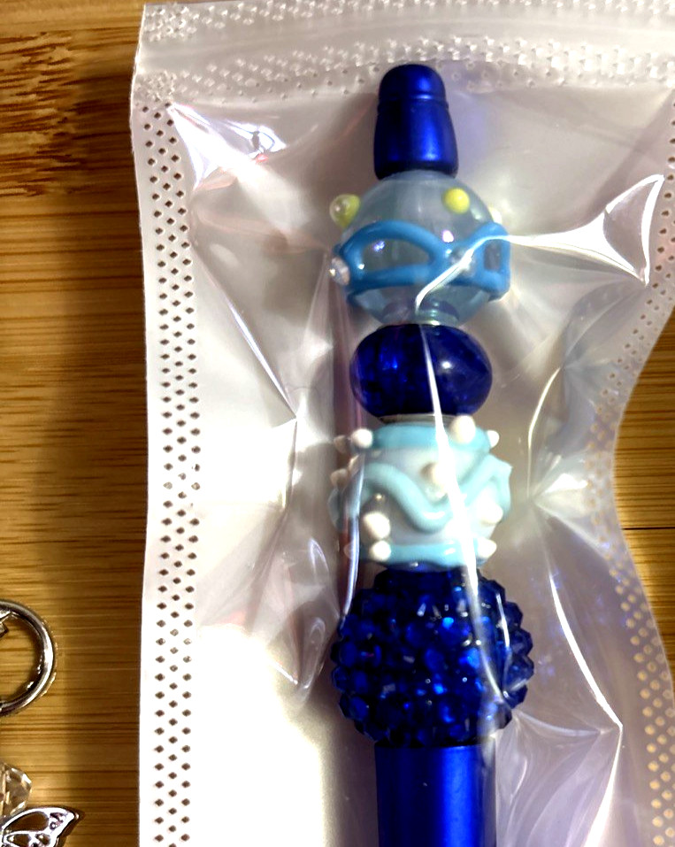 2 HAND MADE BEAD PENS & BEAD KEY CHAIN - & INK REFILL- blue