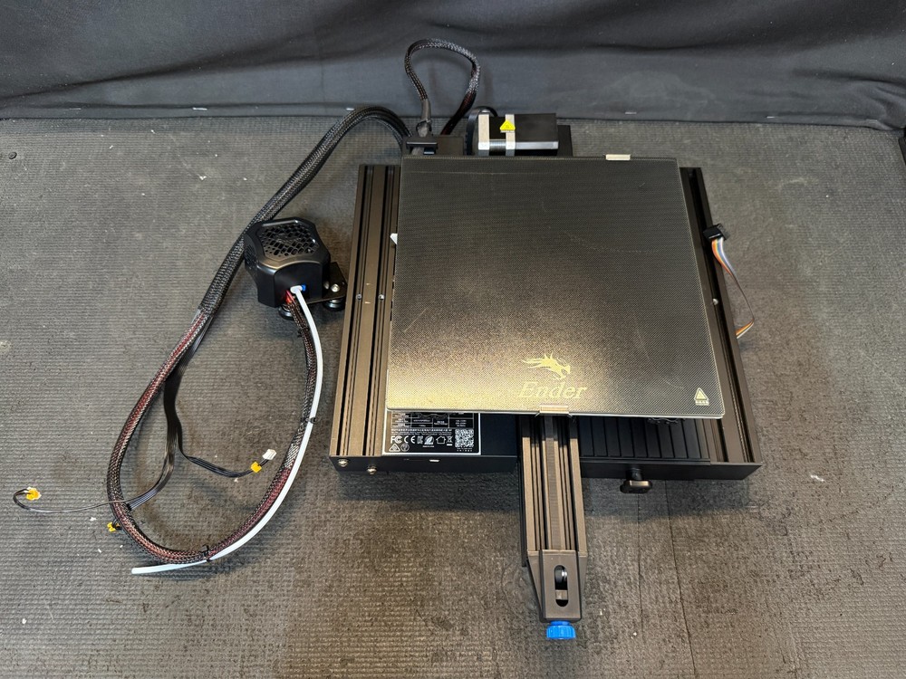 Creality Ender 3 V2 3D Printer