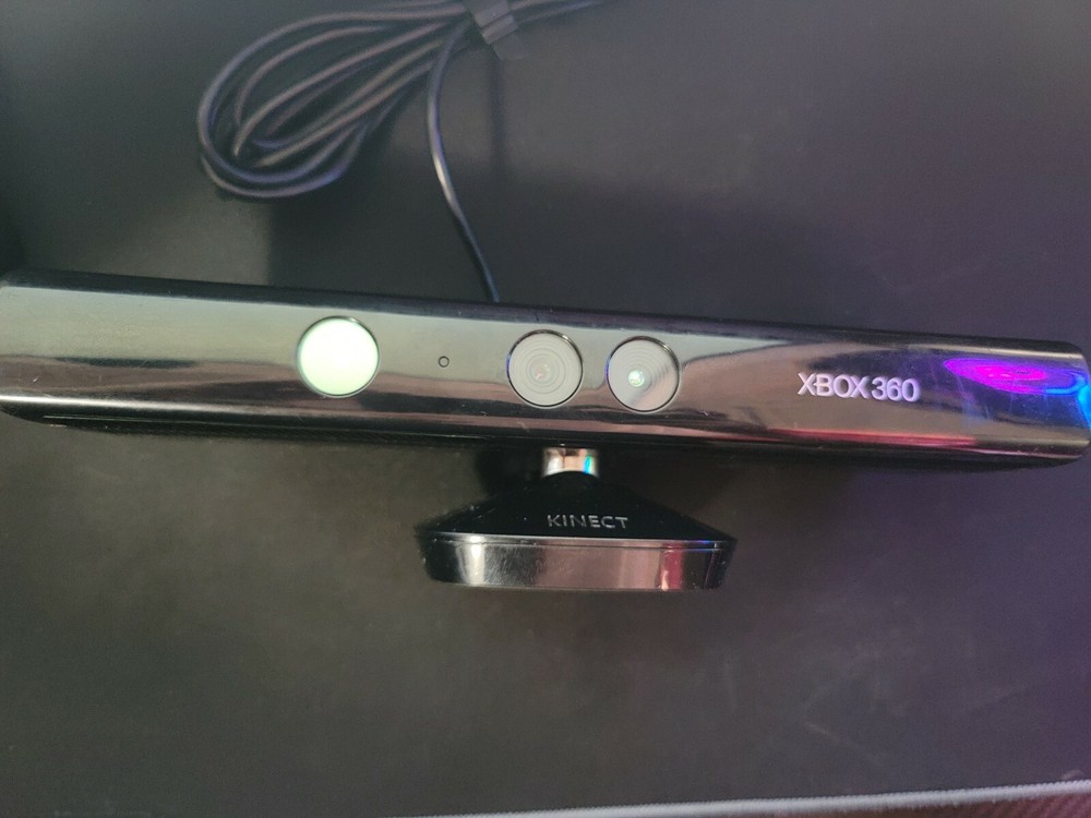 xbox 360 kinect sensor (Microsoft Xbox 360, Model #1414) Black, Tested / Working