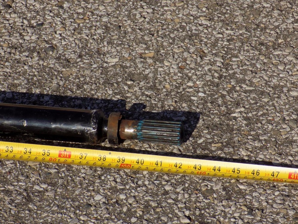 Spicer 16 Spline Steering Shaft 42" Long