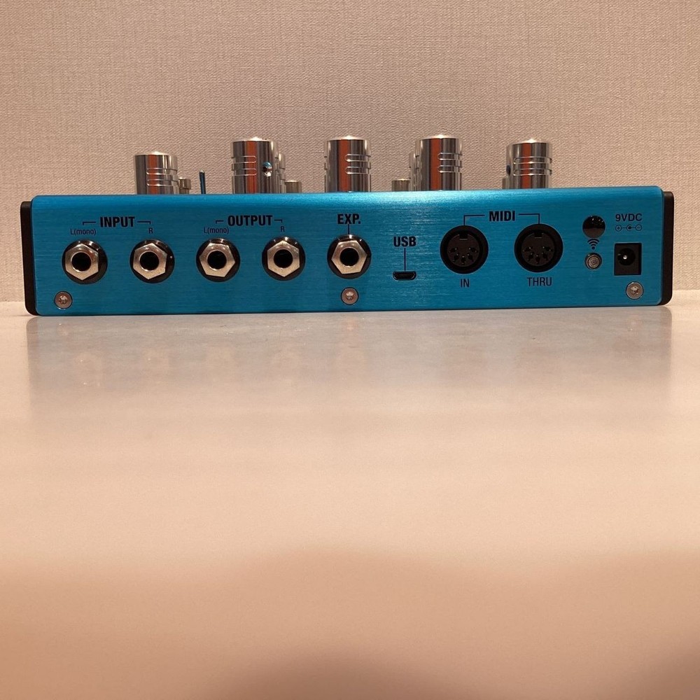 Positive Grid Bias Modulation