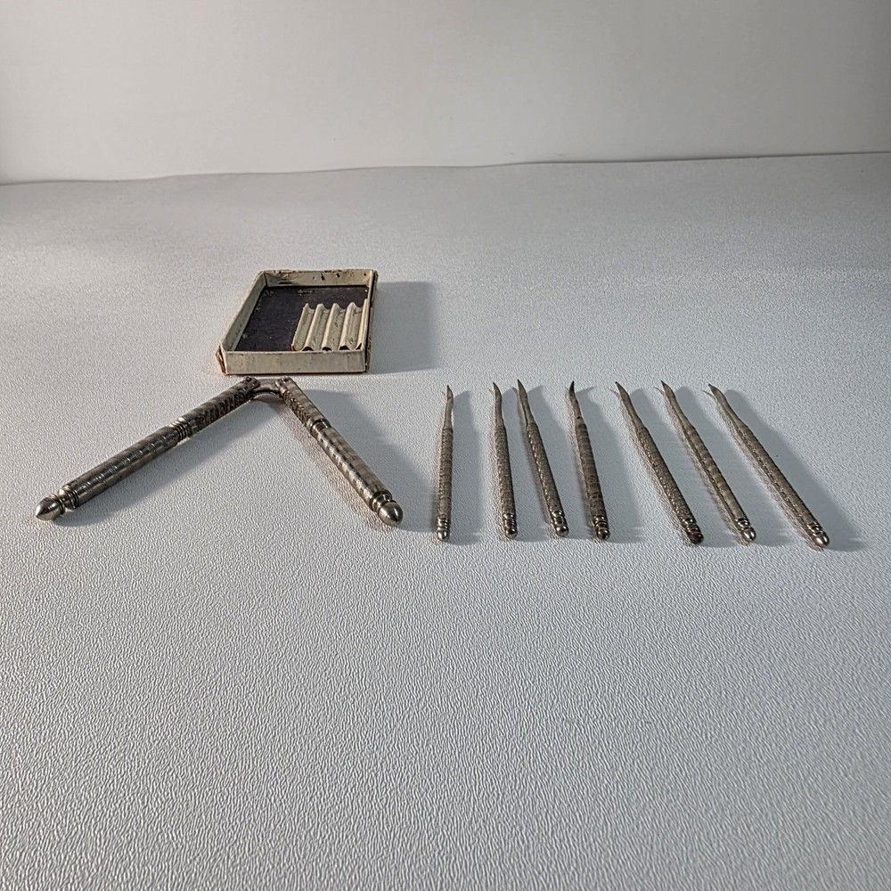 HMC Nutcracker Walnut Pecan Seafood Shellfish Metal Cracker Tool with 7 Picks