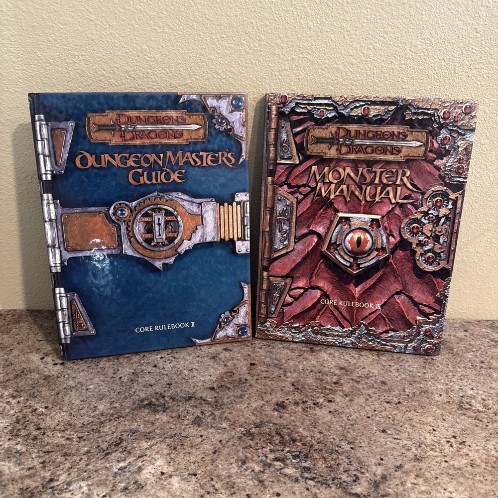 D&D Monster Manual & Dungeon Master's Guide Bundle of 2