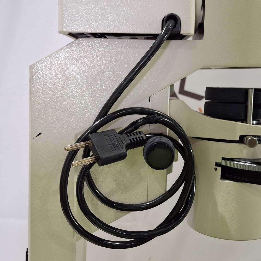 Carl Zeiss Axiovert 135 Microscope