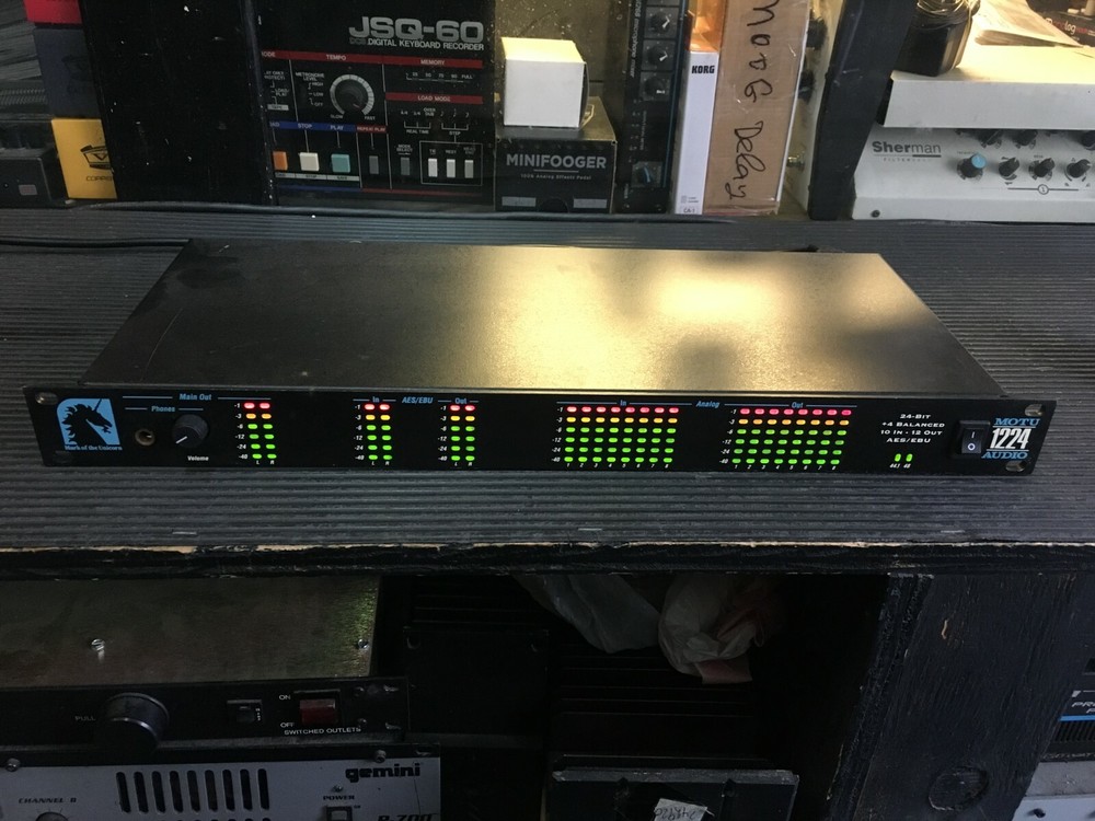 Motu 1224 Audio/Digital Interface Rack  //ARMENS//