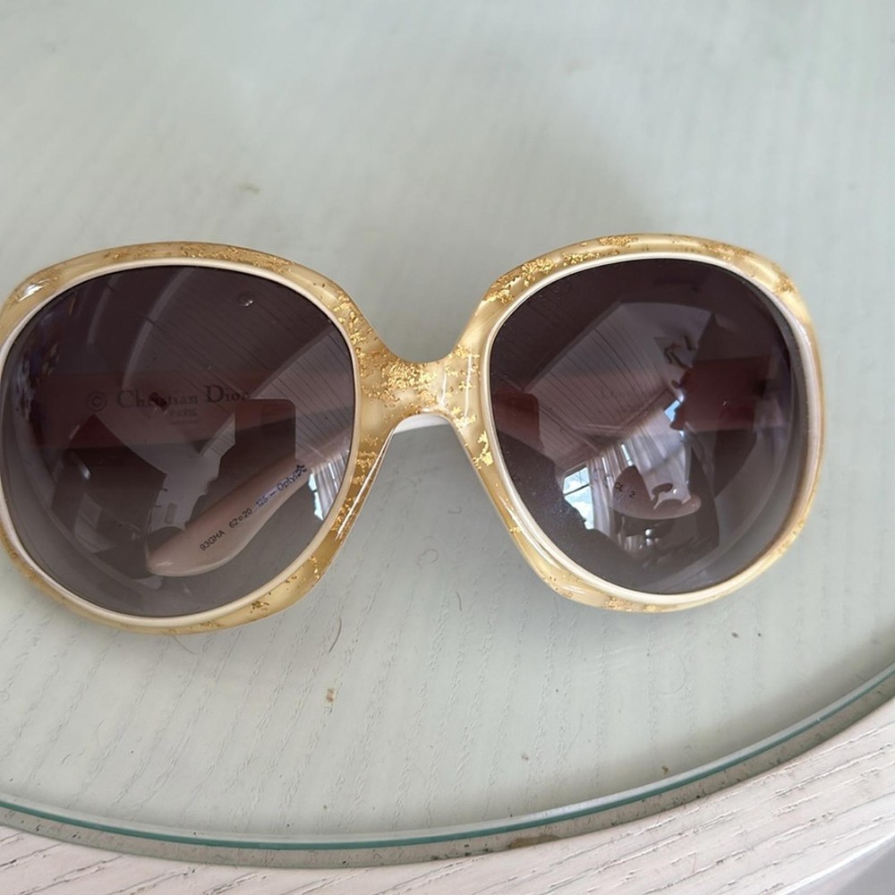 Dior oversized gold sunglasses- no case