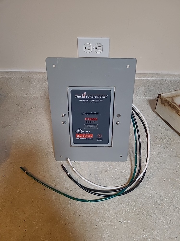 Innovative Technology® Model PTX080-1S101 Split/Surge Protective Device