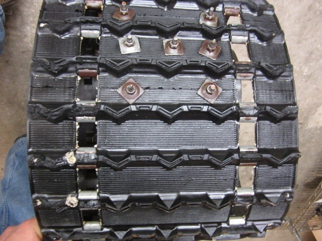 Ski-Doo Track - Studded - 121 x 15 - #9606