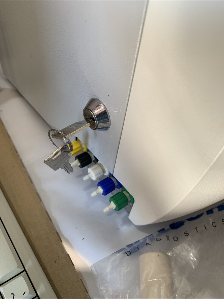 ABAXIS VETSCAN HMT HEMATOLOGY ANALYZER With Keyboard And Extras