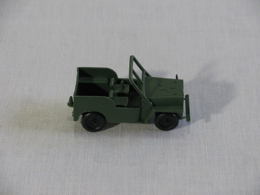 Green Plastic Toy Military Jeep, Unbranded