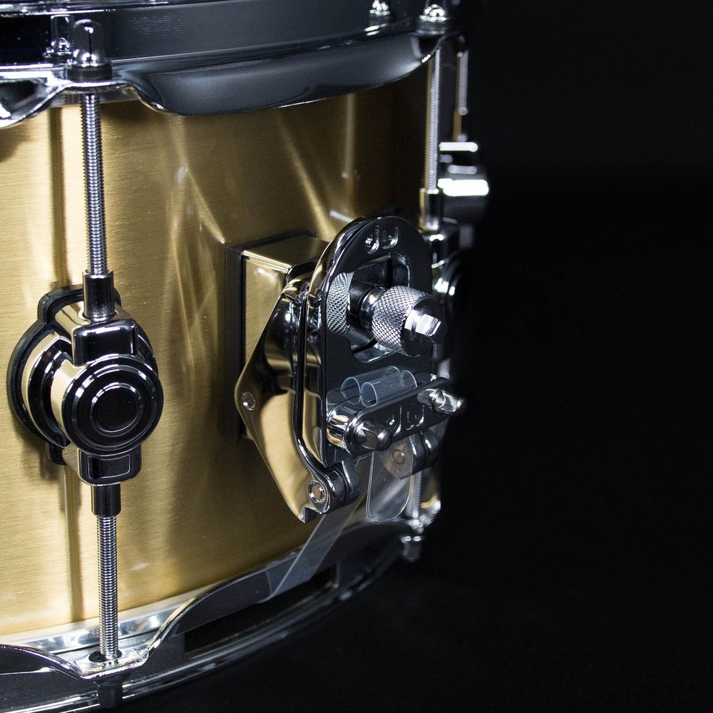 DW 14" x 6.5" Performance Series Thin Brass Snare