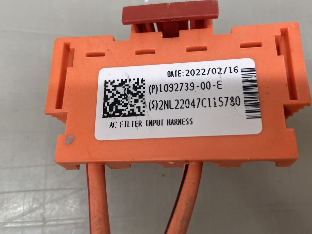 Tesla Model Y 20-23 BATTERY FC CONTRACTOR AC FILTER INPUT HARNESS 147042600A OEM