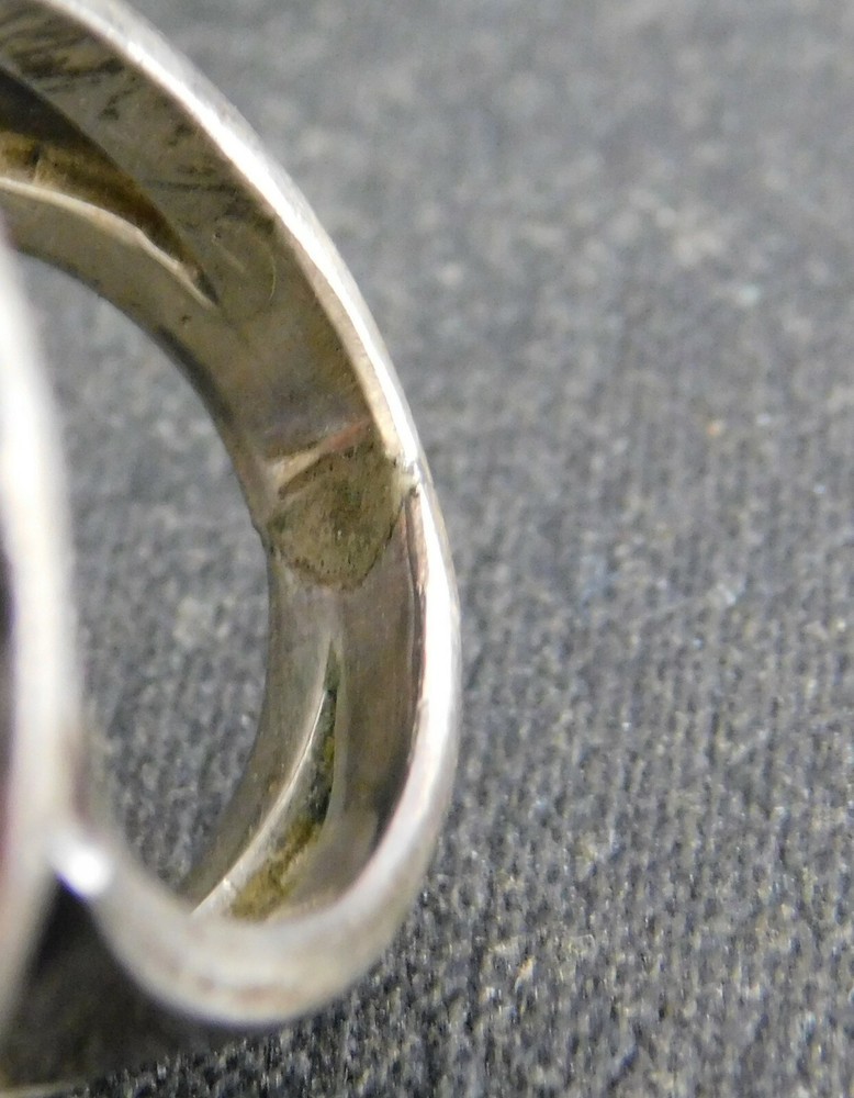 Signed DR Native American 925 Sterling Silver & Oval Turquoise Ring