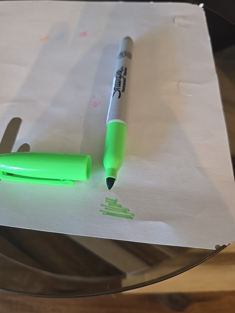 Neon Green Sharpie Fine Point Permanent Marker