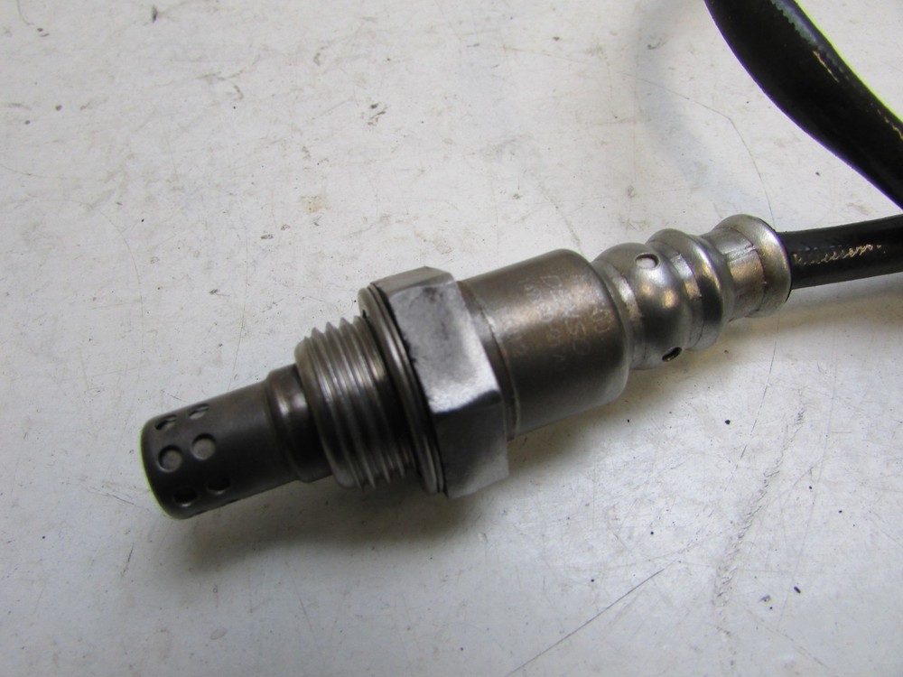 Yamaha YZFR1 YZF R1 2007 2008 4CB Lambda Sensor J12
