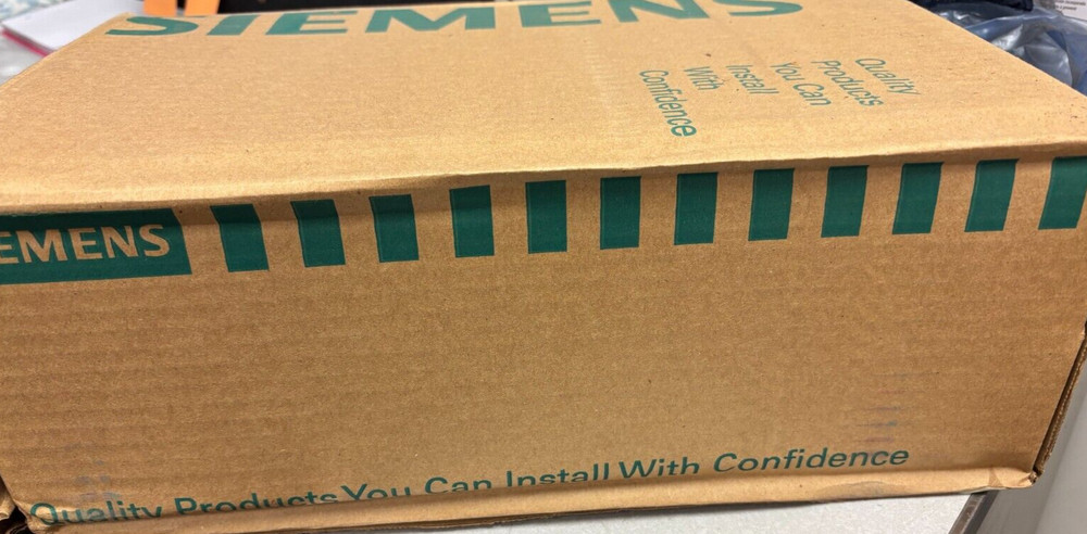 SIEMENS POWER OUTLET PANEL P77US