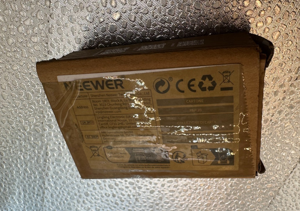 Neewer Wireless Control Button with Cold Shoe