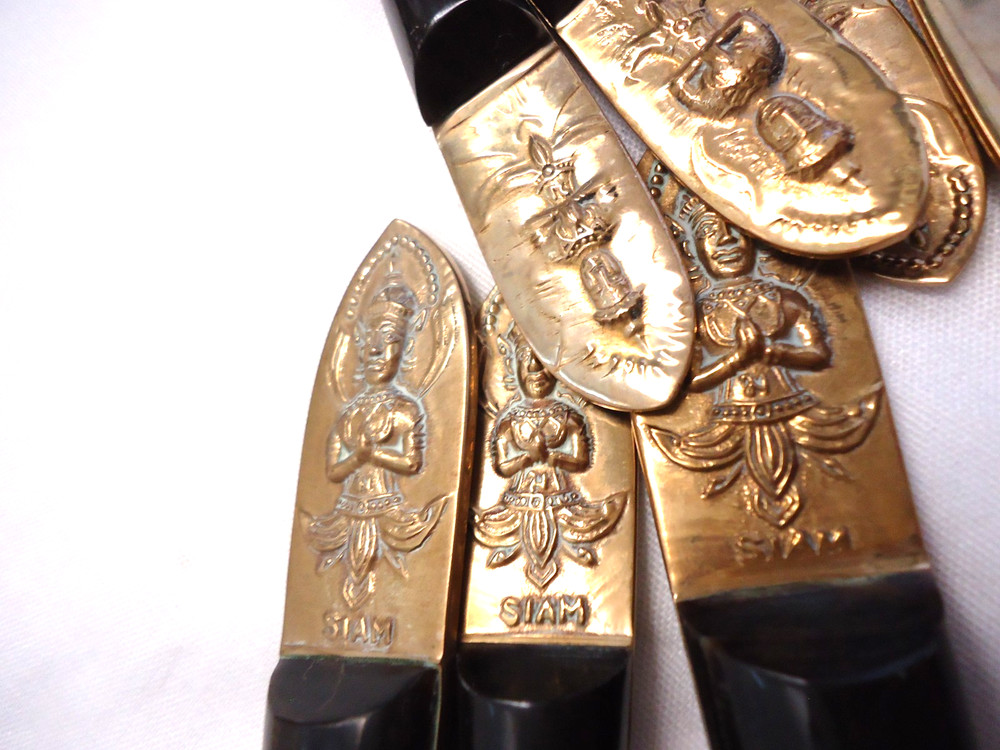 SIAM BRASS BRONZE FLATWARE 19-PIECES