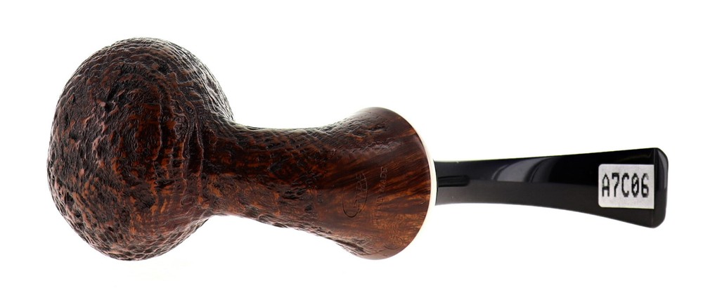 Pipe C-pipe GRUPPO 6 brown smooth shape freehand egg