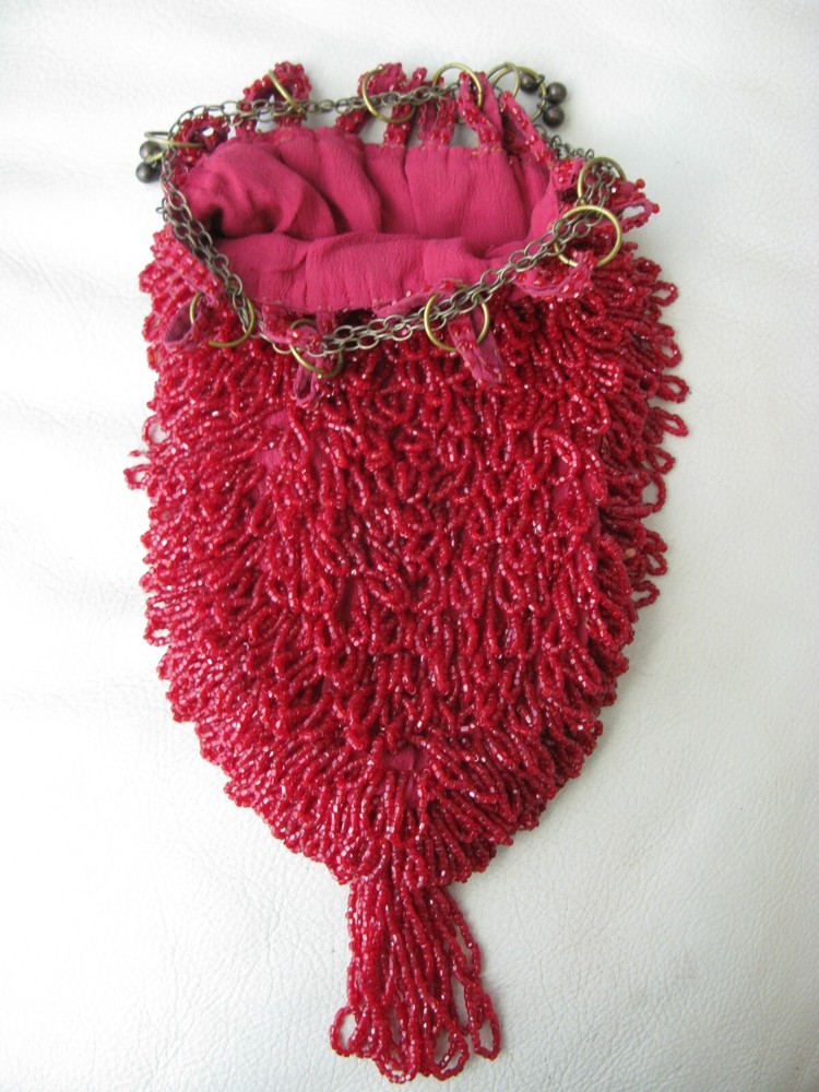 Antique Fringed Candy Apple Red Bead Drawstring Flapper Purse