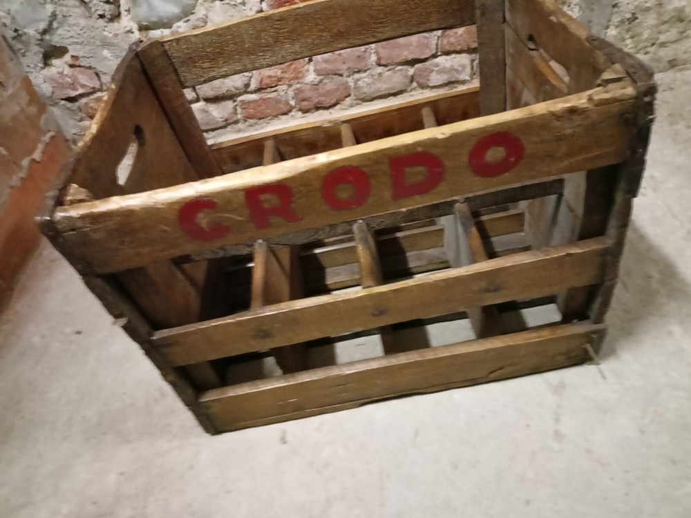 Wooden box