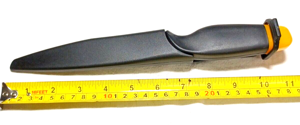 11" FISH FILET KNIKE HARD CASE 5.5 BLADE DURABLE PLASTIC HANDLE.