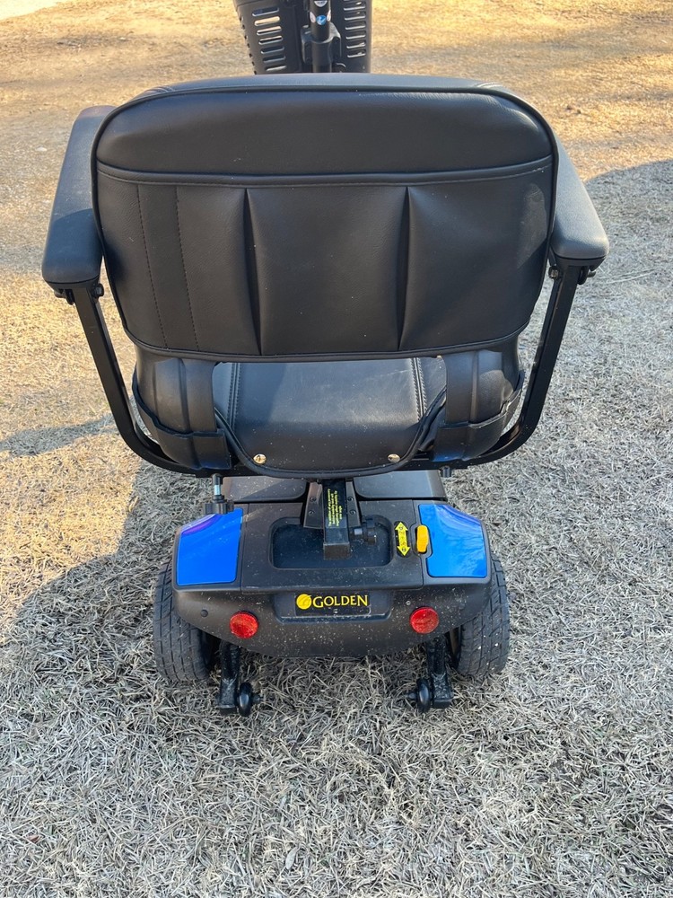 Golden buzz around Lt Electric Scooter