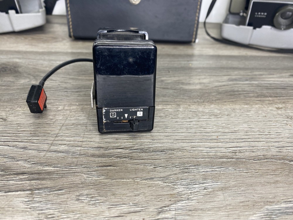 Pair of Polaroid Land Camera Countdown 70 With Case & Flash *Untested*