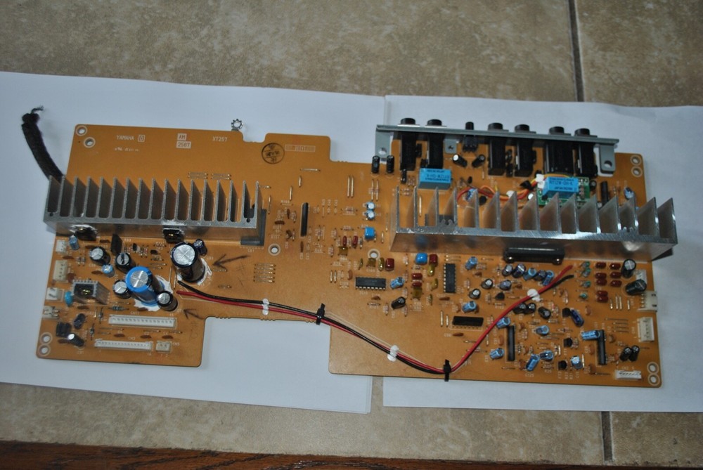 yamaha am 2587 board