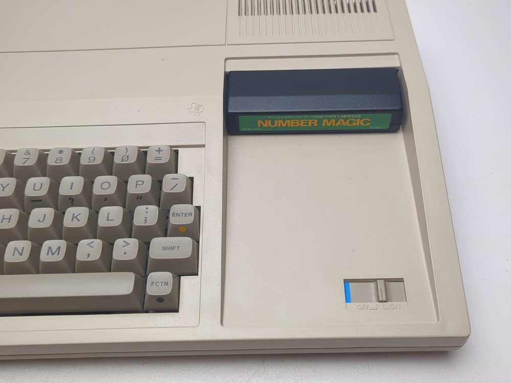 Texas Instruments Ti-99/4A (PHC004A) Vintage Home Computer