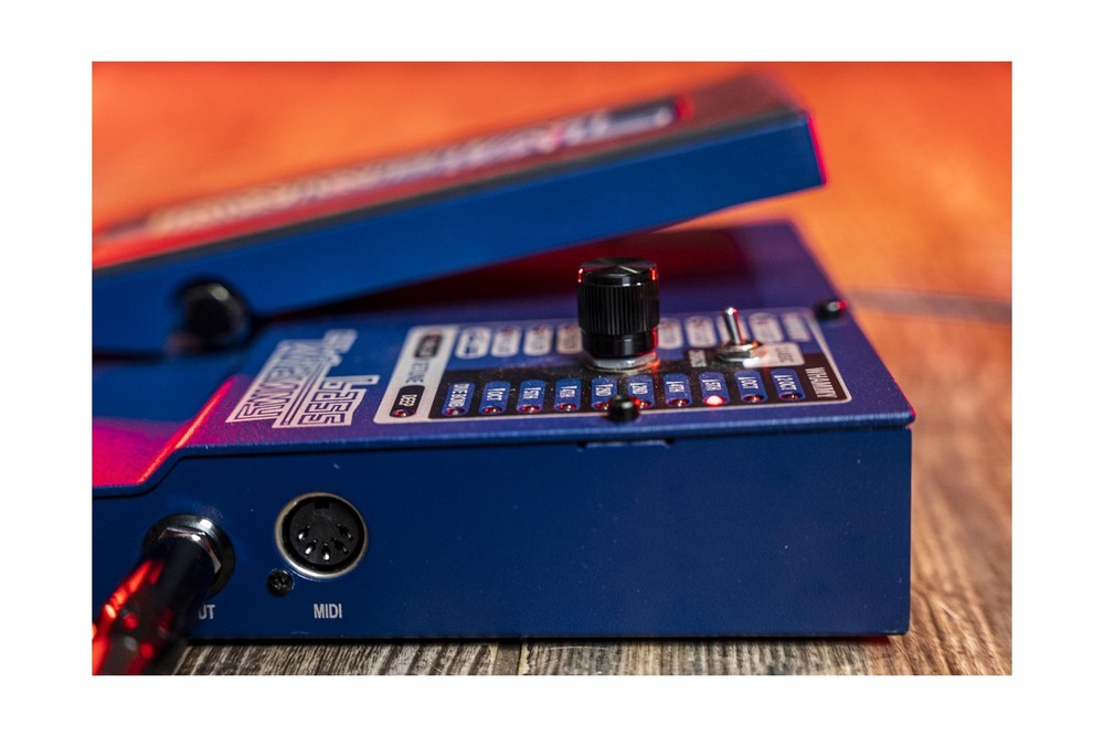 Digitech EQ Effects Pedal, Blue, Regular (BWHAMMY)
