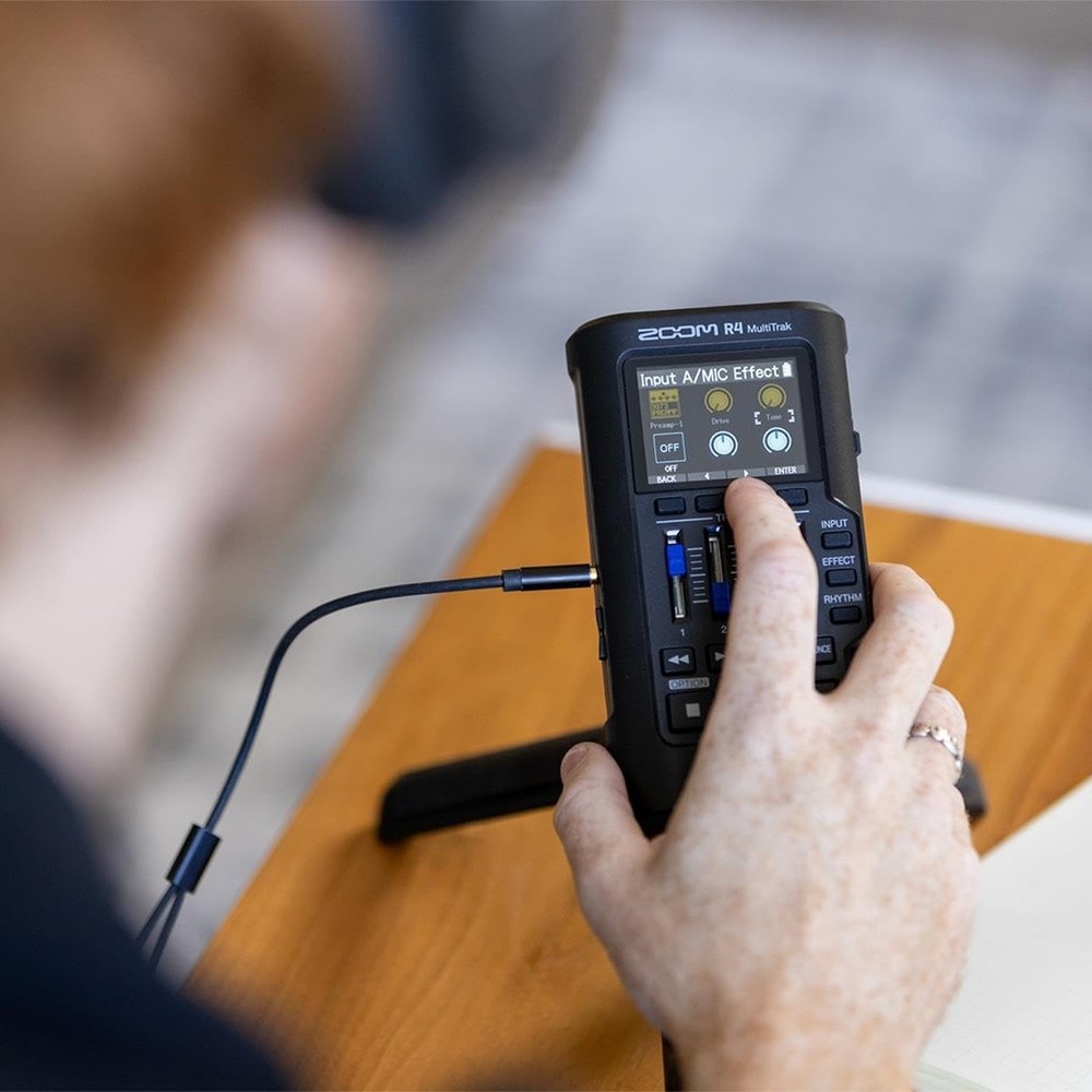 Zoom R4 MultiTrak 32-Bit Float 4-Track Portable Recorder USB Interface