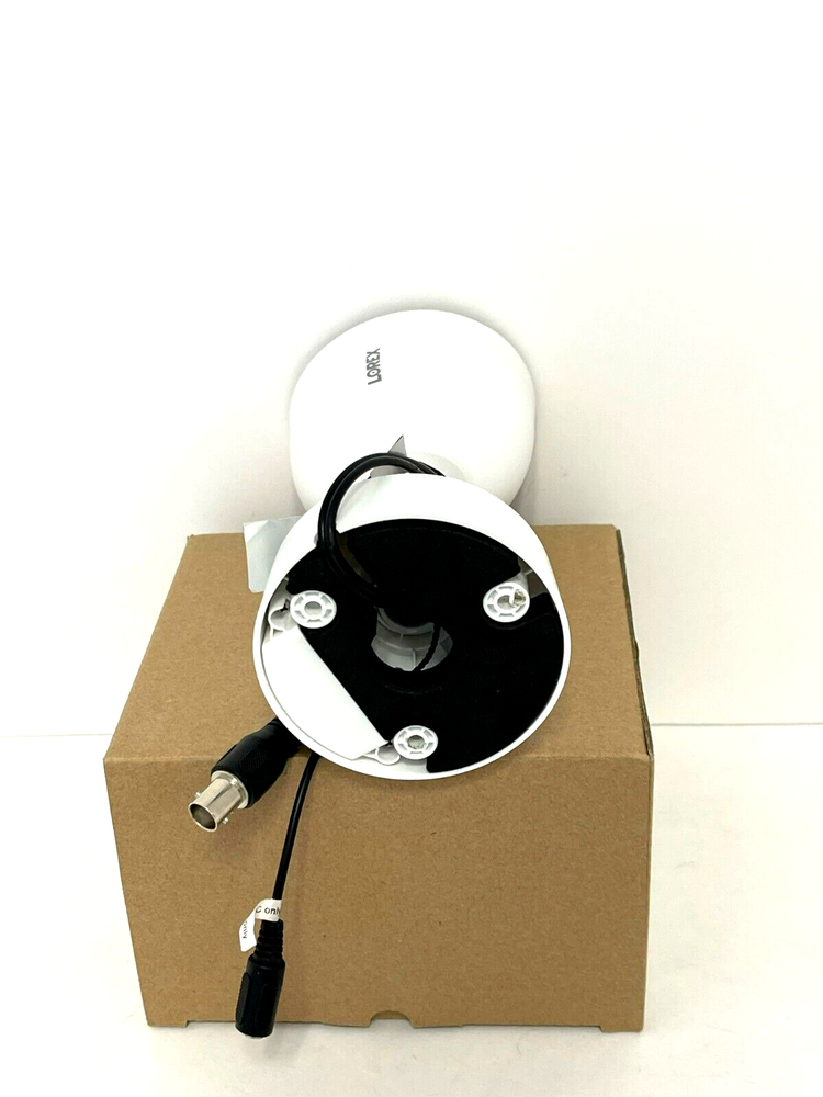 Lorex 4K Ultra HD Active Deterrence Night Vision Security Video Camera C884DA