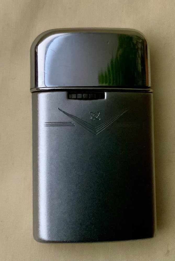 Vintage Ronson Varaflame Windlite Butane Lighter - Untested