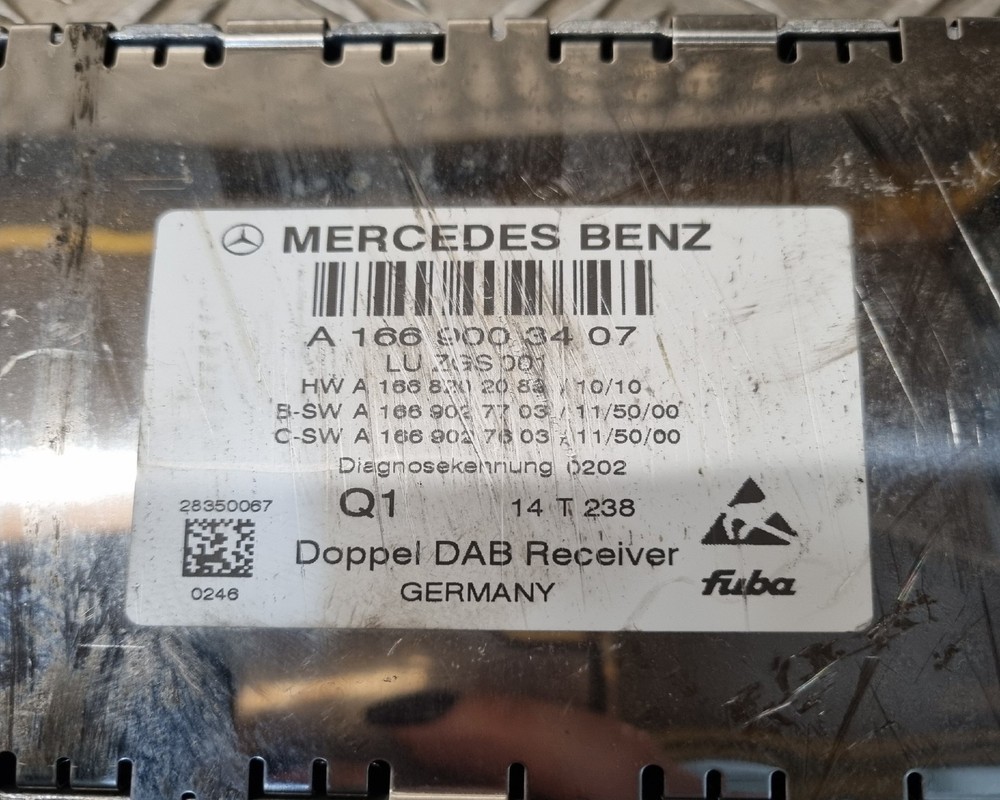 Mercedes E250 Coupe 2015 Radio Dab Control Module Tuner