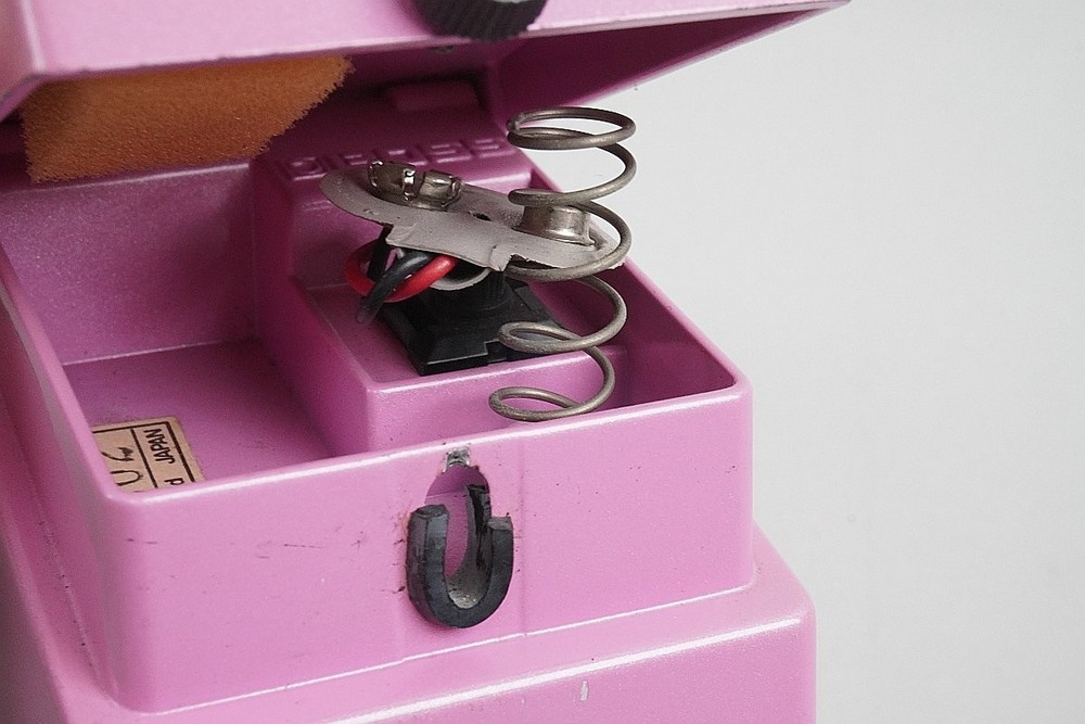 BOSS DC-3 Digital Space-D Guitars Effect Pedal USED