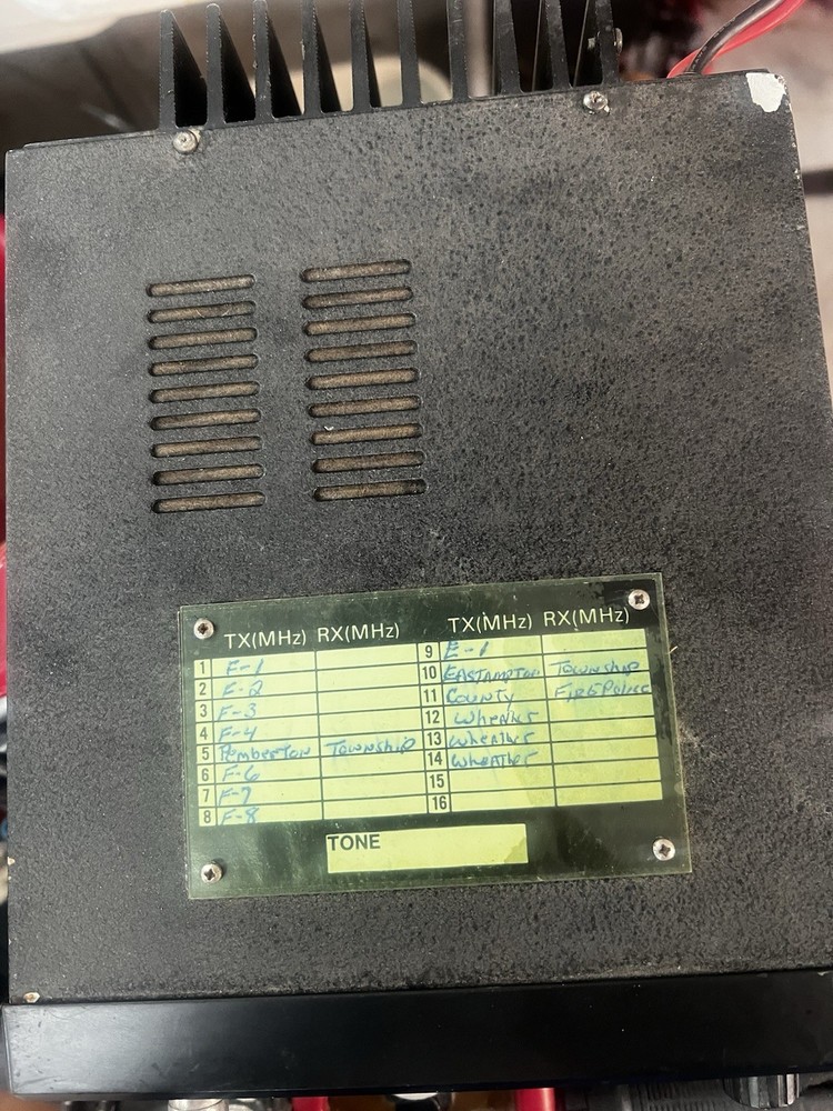 NEUTEC SM-1645L H W/ ORIGINAL MICROPHONE UNTESTED (. READ. ).