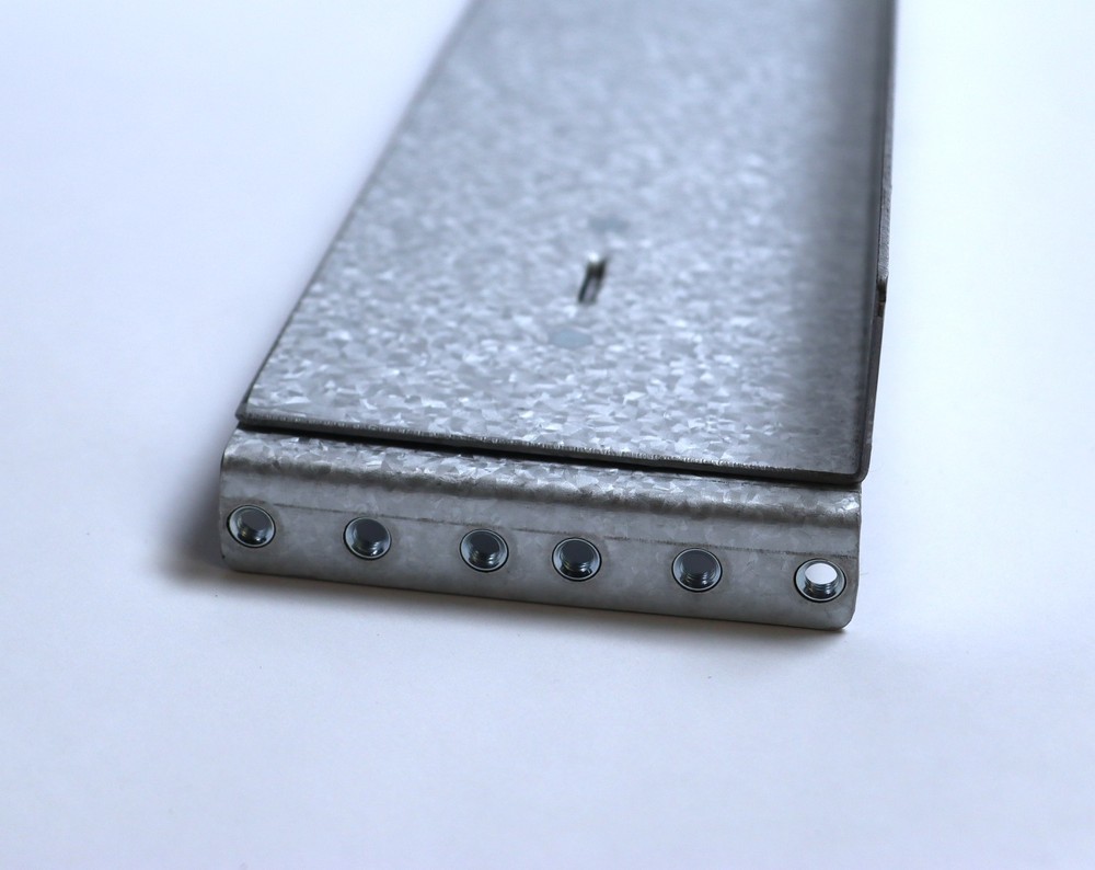 19" 4-Post Universal Heavy Duty Rack Mount Rail Kit