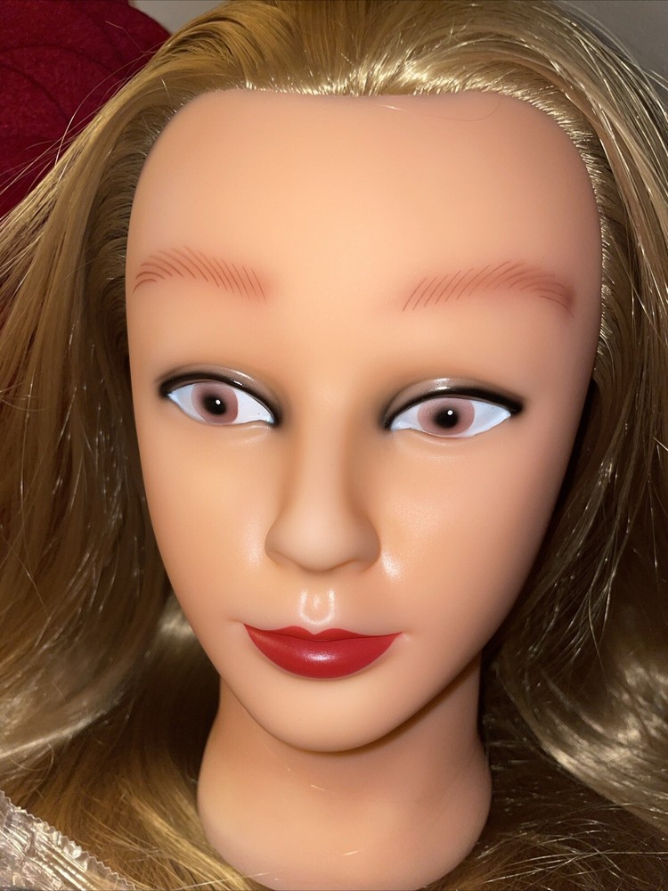 Training Synthetic Mannequin Head