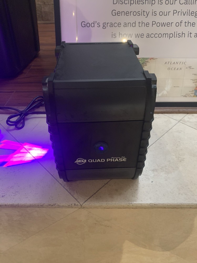 American DJ Quad Phase Light ADJ