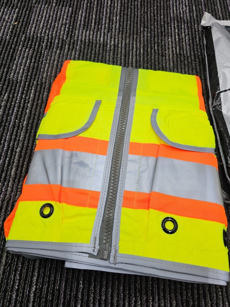 Radians SV55-2ZGD-M Medium Class 2 Heavy Woven Engineer Vest Reflective Trim