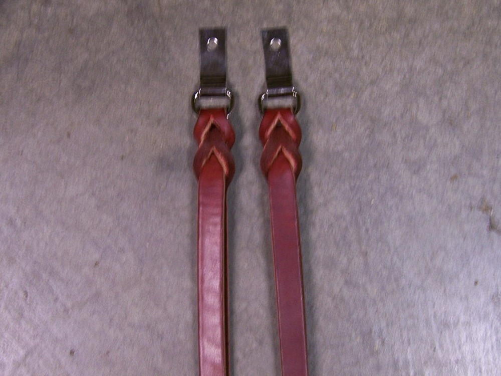 One Pair Leather Saddle Strings With Clip & Dee-Ring Hardware 1/2 Inch Wide