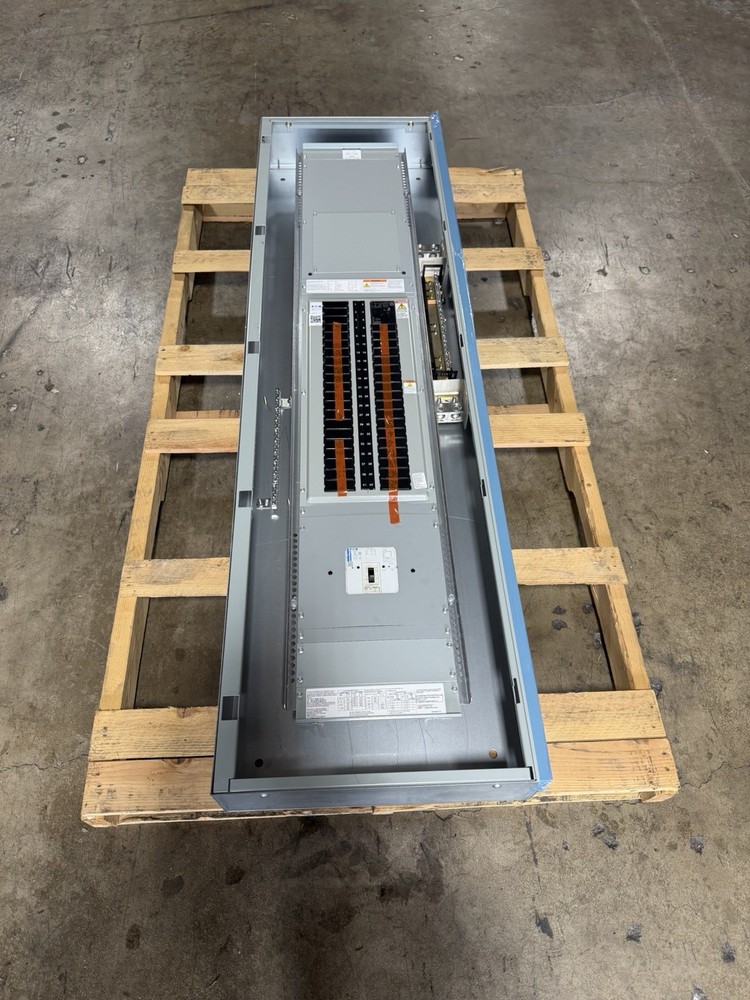 1-400 AMP 480V MAIN LUG PANEL WITH 200A SUB-FEED BREAKER 3PHASE COMPLETE PANEL