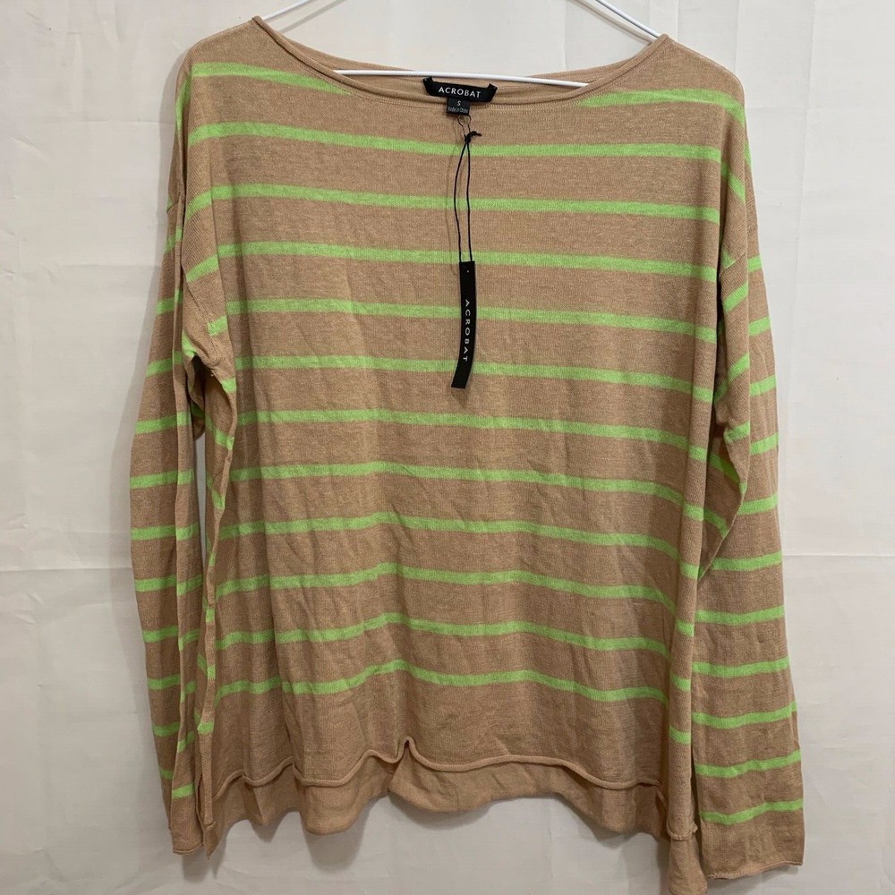 Acrobat Women's NWT Long Sleeve Top
