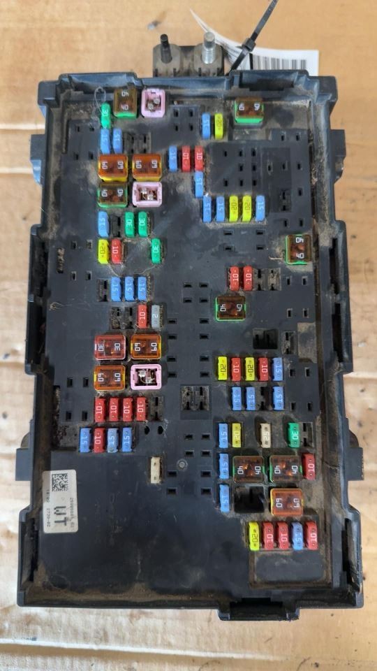 TAHOE 2009 Fuse Box Cabin 6635