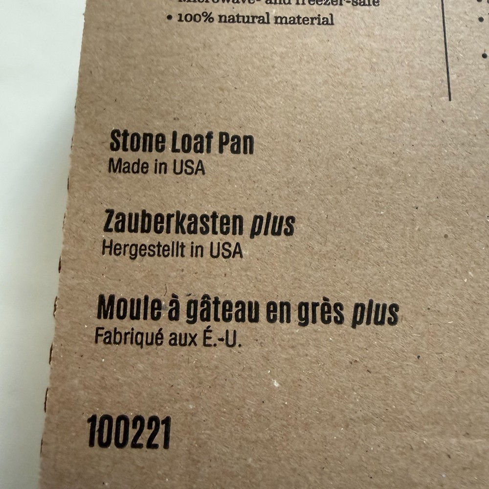 New Pampered Chef Classic Stoneware Stone Loaf Pan with Box #100221 Baking Bread