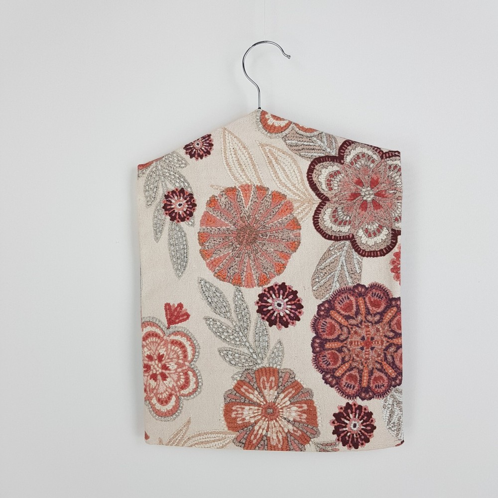 Peg Bag Handmade Cream Raspberry Flowers Lined Laundry Clothes Peg Holder